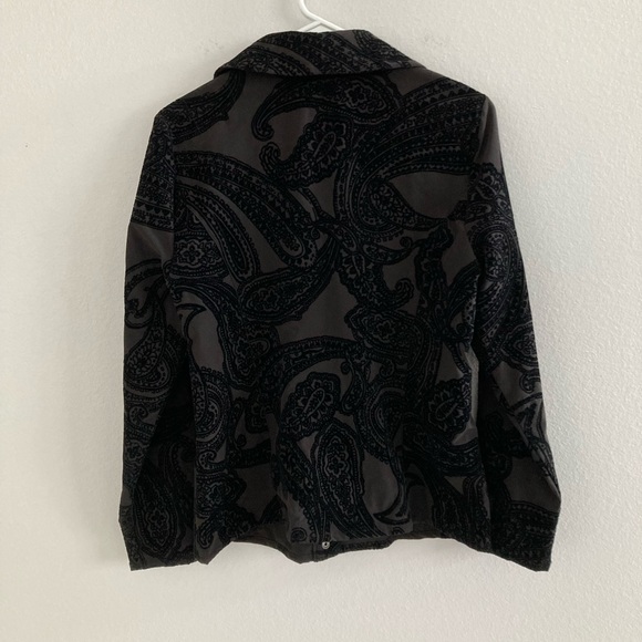 Chicos Zenergy Black Shirt Jacket Snap Button Paisley Textured Size 1 - Picture 7 of 7
